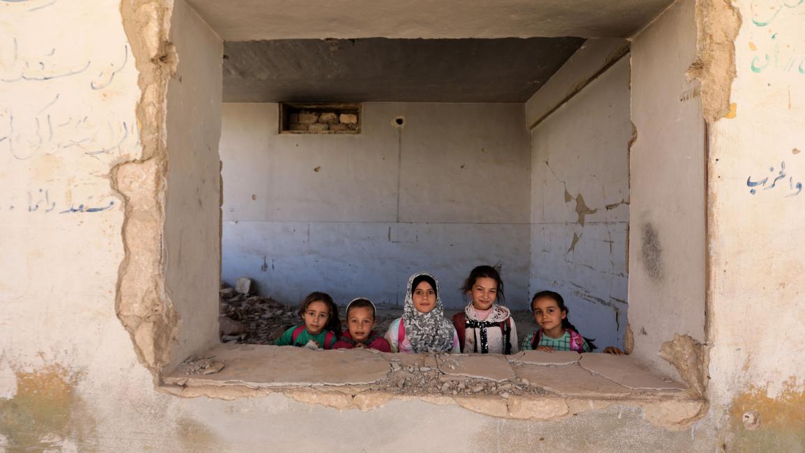 ما زال الأمل في التعليم يراود تلاميذ شمال سورية (بكر القاسم/ فرانس برس)