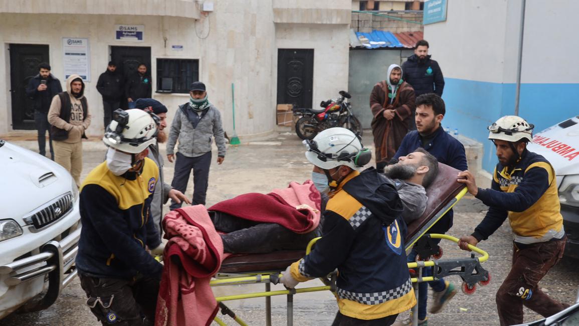 الزلزال الذي ضرب شمالي سورية الإثنين كان بقوة 7.8 درجات وقتل المئات من الناس أثناء نومهم (محمد الرفاعي/Getty)