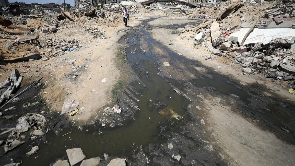 مخاوف من فيروس مسبّب لشلل الأطفال في مياه الصرف الصحي بقطاع غزة