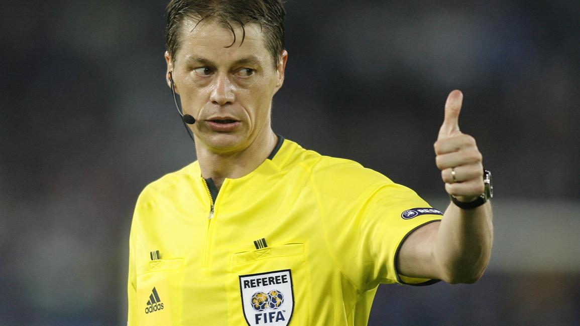 Referee Lubos Michel of Slovakia gives the thumbs uo sign during the Group C, UEFA EURO 2008 match between France and Italy at the Letzigrund Stadion in Zurich, Switzerland. (Photo by ben radford/Corbis via Getty Images)