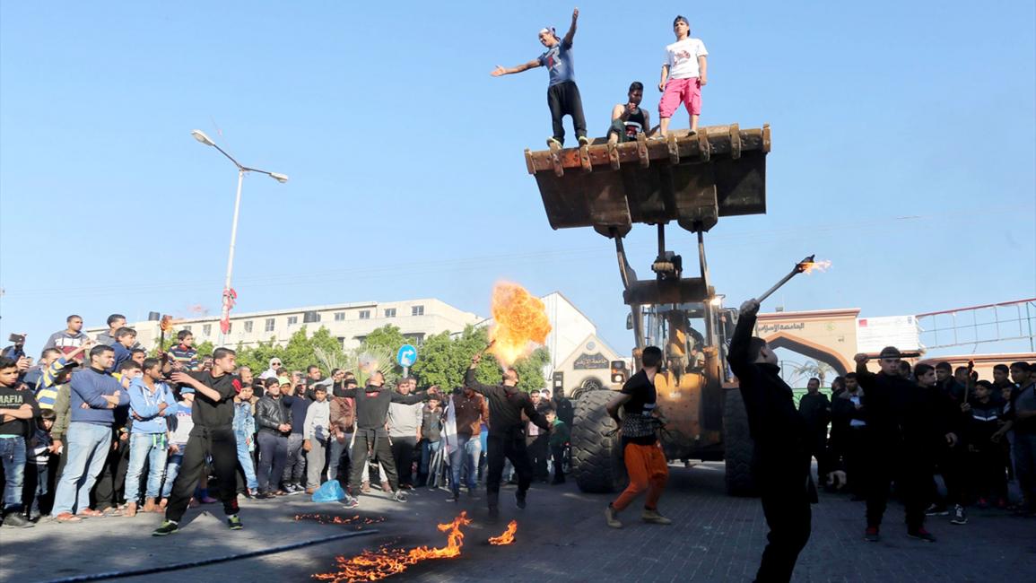 شبان فلسطينيون يستعرضون مواهب رياضية باحتفال شعبي في غزة