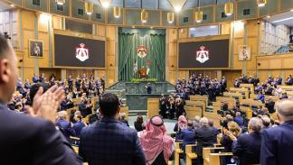 ملك الأردن يتحدث خلال افتتاح الدورة الثانية للبرلمان الأردني، 13 نوفمبر 2022 (Getty)
