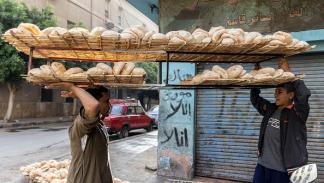 بائعو الخبز في مصر، 9 مايو 2022 (Getty)
