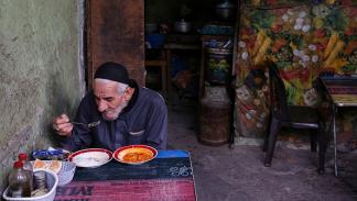 تفتقر المطاعم الشعبية في العراق للرقابة الصحية، 30 اكتوبر 2024 (فرانس برس)