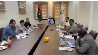 قاد الشلماني الاجتماع مع أندية السداسي اليوم في مقر الاتحاد (الاتحاد الليبي)