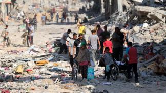 لا مكان آمن للنزوح في قطاع غزة (عمر القطا/فرانس برس)