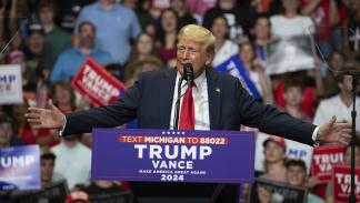 ترامب خلال تجمع انتخابي، ميشيغن، 20 يوليو 2024 (بيل بوغليانو/Getty)