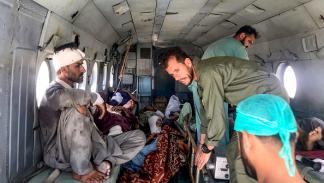 مروحية تابعة للجيش الباكستاني تنقل المصابين بمقاطعة بلوشستان، 29 مايو 2024(فرانس برس)