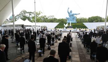 خلال إحياء ذكرى الهجوم النووي في ناغازاكي، 9 أغسطس 2021 (فرانس برس)