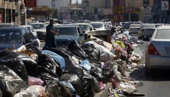نفايات ومكبات عشوائية في ليبيا 2 (محمود تركية/ فرانس برس)
