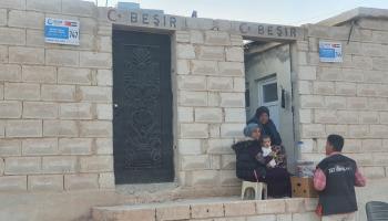افتتاح قرية سكنية لإيواء النازحين في محافظة إدلب (عدنان الإمام)