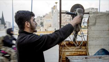 مهن متنقلة في إدلب (عامر السيد علي/ العربي الجديد)