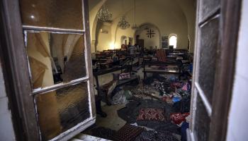 كنيسة مستشفى المعمداني في غزة التي أوت نازحين بعد المجزرة (عبد خالد/ أسوشييتد برس)