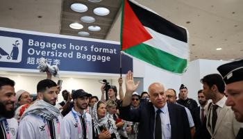 بعثة فلسطين في مطار شارل ديغول، باريس 25 يوليو 2024 (أحمد غرابلي/فرانس برس)