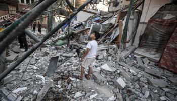 حرب غزة | آثار القصف الإسرائيلي على مخيم المغازي 16/7/2024 (علي جاد الله/الأناضول)