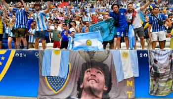 جماهير أرجنتينية في ملعب ليون في 30 يوليو 2024 في ليون (أوراسيا سبورت/Getty)