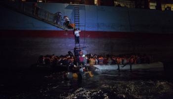 باخرة ميرسك الدنماركية تنقذ 113 مهاجراً في البحر المتوسط(تويتر)