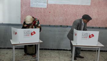المساجد والإدارة يؤثران على سير الانتخابات (شاذلي بن إبراهيم/Getty)