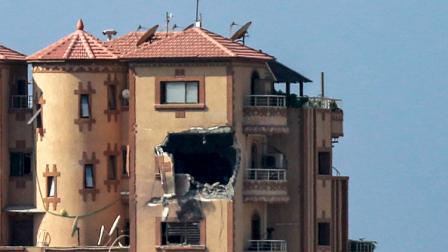 المبنى الذي تم استهدافه ويضم عدة مكاتب إعلامية بما في ذلك مكاتب فرانس برس، غزة 3 نوفمبر 2023 (بشار طالب / فرانس برس)