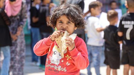 طفلة فلسطينية في شمال غزة وسط الجوع - 4 يونيو 2024 (عمر القطّاع/ فرانس برس)