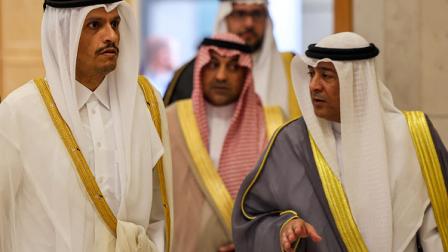 أمين عام مجلس التعاون الخليجي رفقة وزير الخارجية القطري في السعودية، 29 إبريل 2024 (فرانس برس)