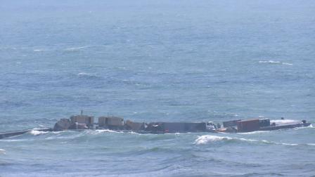 عطلت الأمواج عمل الرصيف العائم بشكل متكرر، غزة 27 مايو 2024 (داوود أبو الكاس/الأناضول)