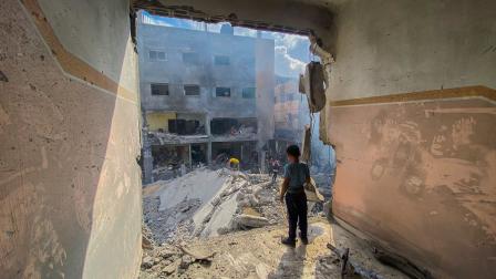 بعد انسحاب الجيش الإسرائيلي من النصيرات في غزة، 9 يونيو 2024 (خميس الريفي/ فرانس برس)