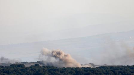 تصاعد الدخان في الجولان جراء صورايخ من جنوب لبنان (Getty)